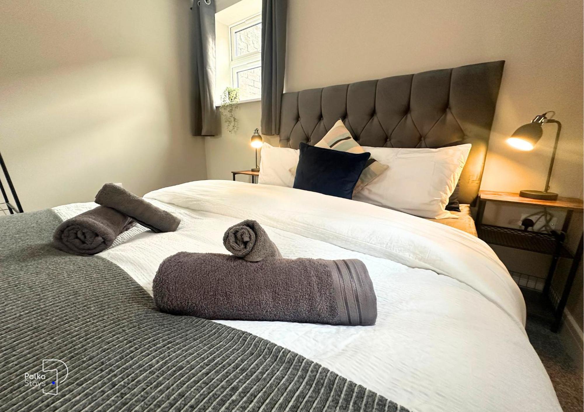 Hanley, Stoke - Modern Spacious Apartments By Polkastays Dış mekan fotoğraf