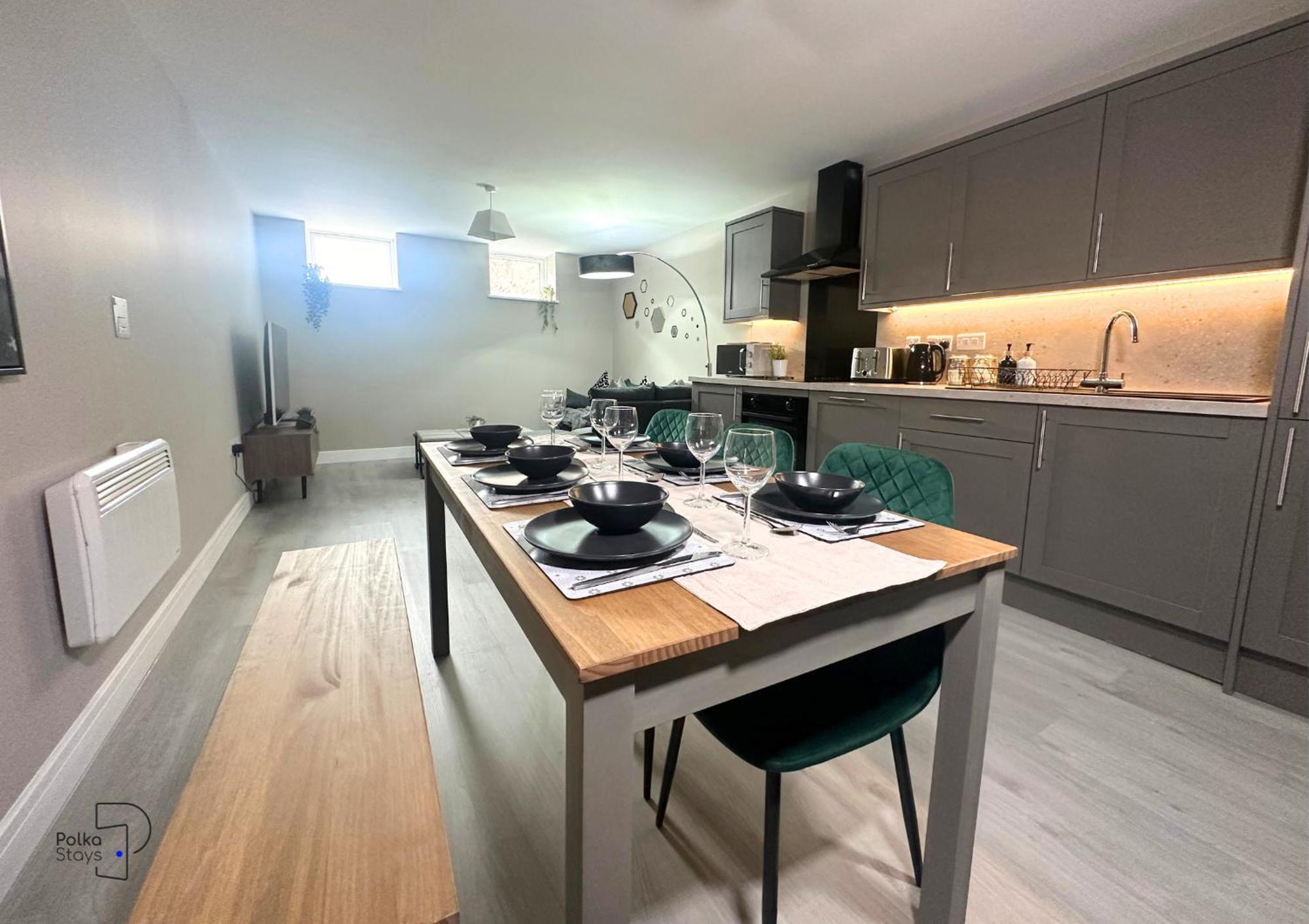 Hanley, Stoke - Modern Spacious Apartments By Polkastays Dış mekan fotoğraf
