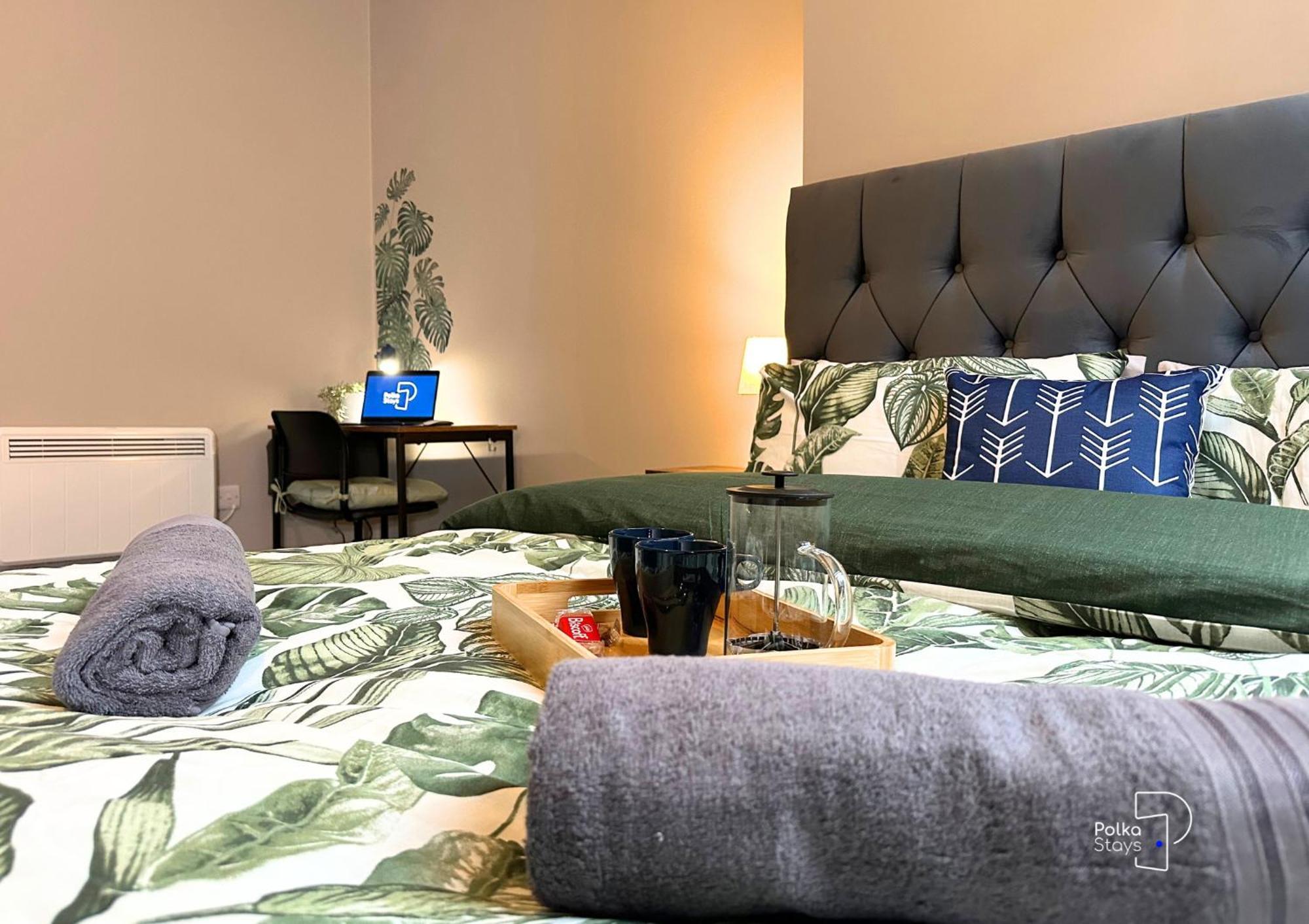 Hanley, Stoke - Modern Spacious Apartments By Polkastays Dış mekan fotoğraf